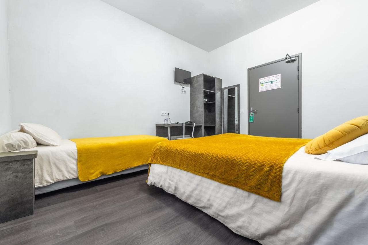 Hotel De La Gare Surgères Exteriér fotografie
